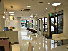 リファインあきる野店
