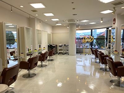 リファイン あきる野店